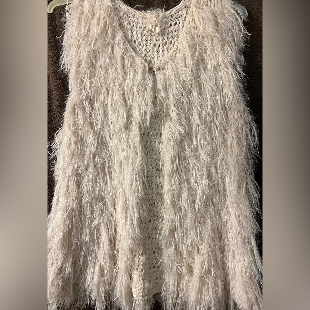 Women’s fuzzy vest sz S/M